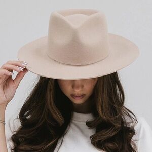 GIGI PIP Zephyr Beige Rancher Hat